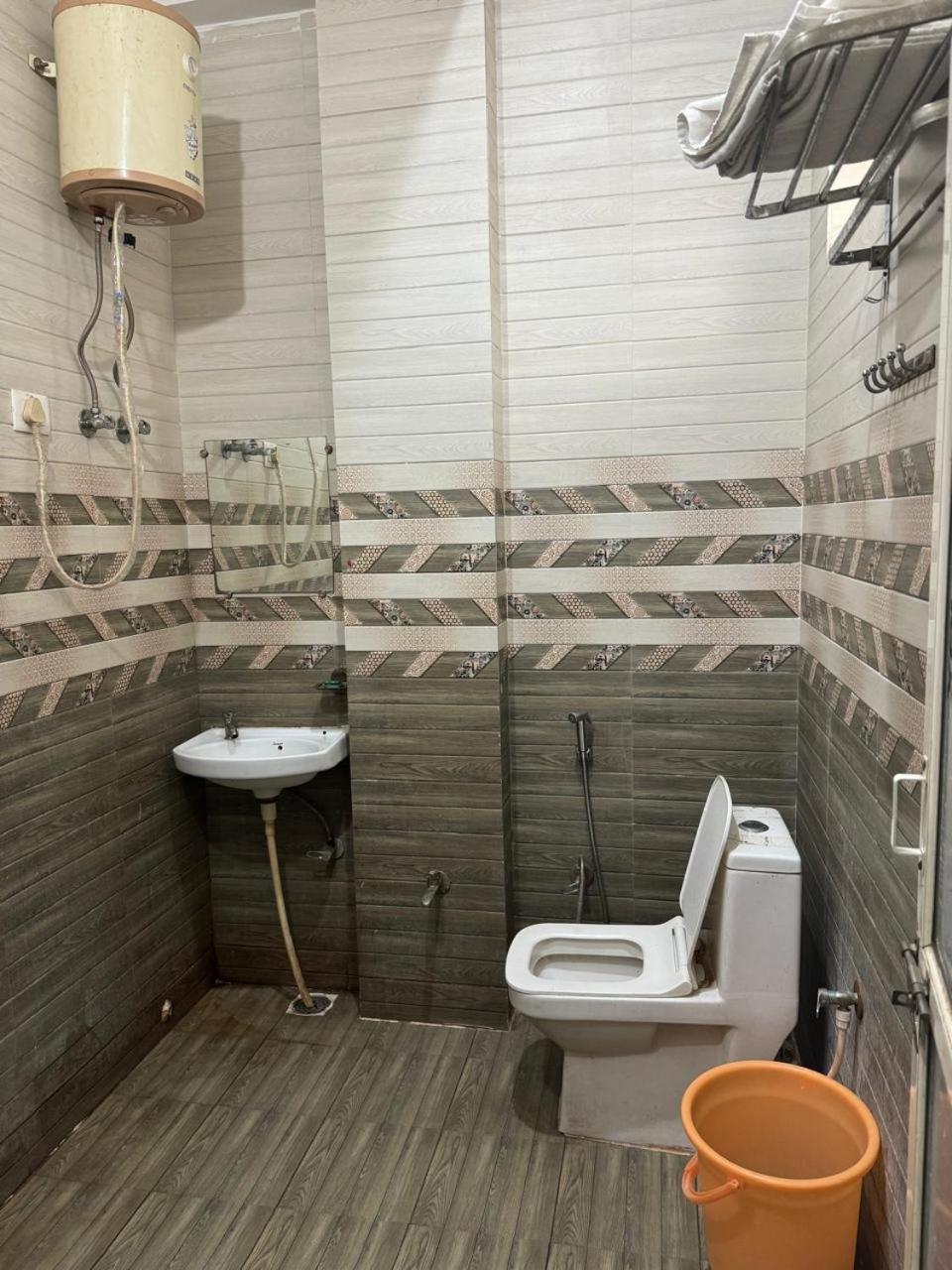 Hotel Aapno Shyam And Restaurant Khatu Экстерьер фото
